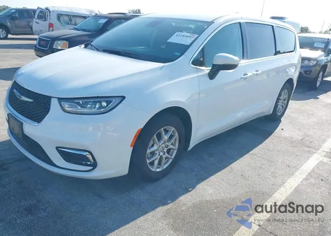 2023 Chrysler Pacifica Touring L z USA, uszkodzony, nr VIN 2C4RC1BG9PR624541